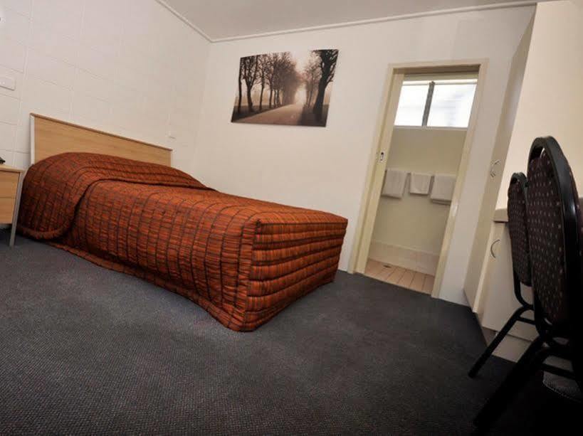 Gladstone Cbd Motel Zewnętrze zdjęcie